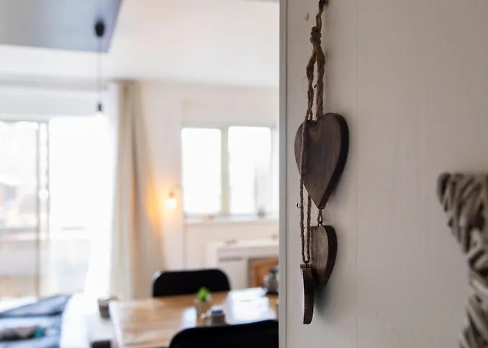 Le Carre Matabiau Hypercentre Gare Netflix Toulouse